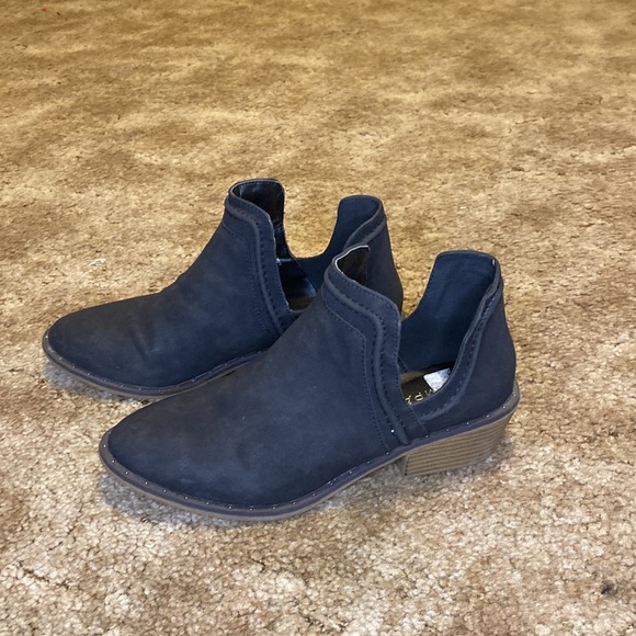 Women’s Rampage Envy Black Studded Ankle Boots - Picture 2 of 8